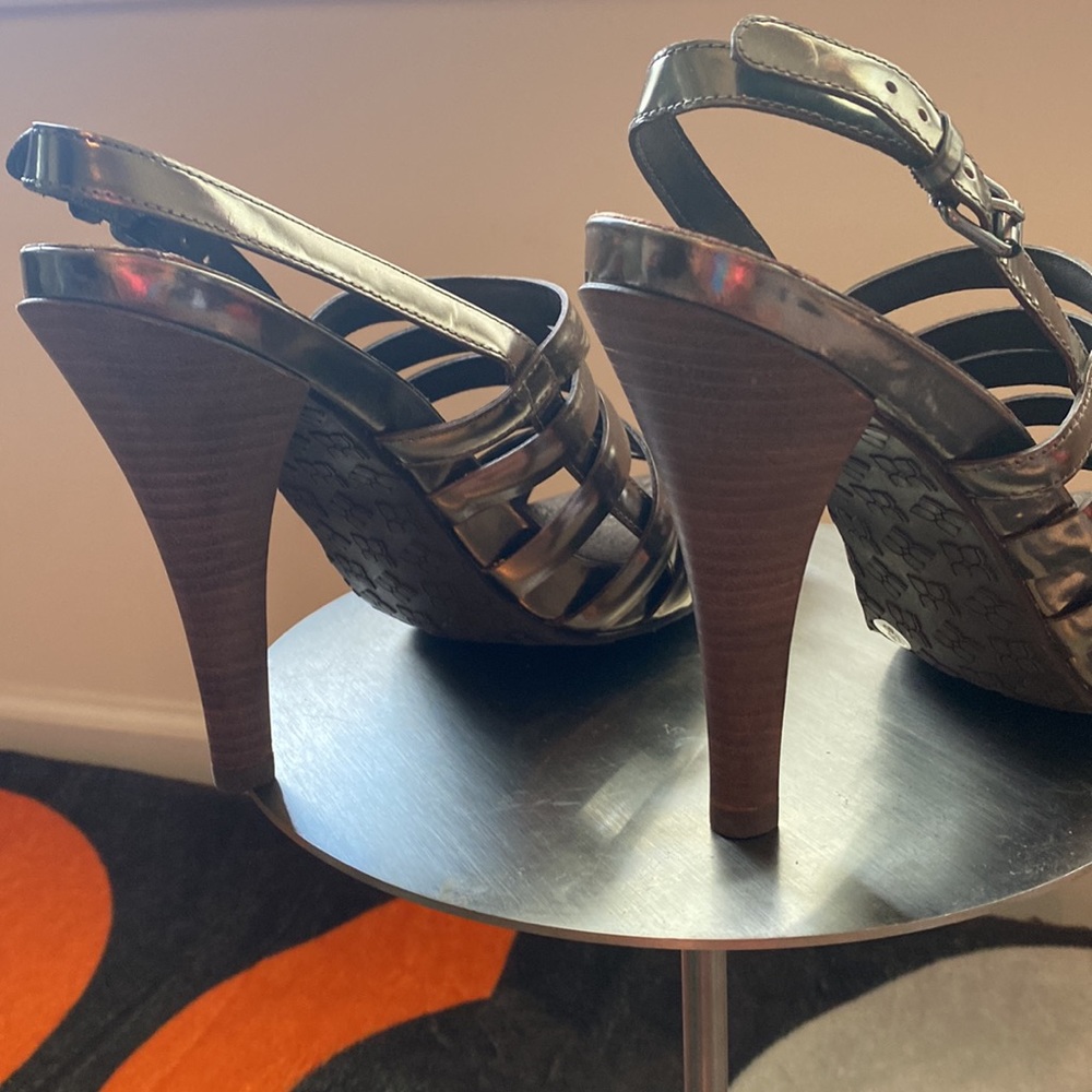 NEW BCBGMAXAZRIA MANDY PLATFORM SANDALS - Picture 8 of 16